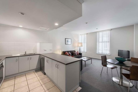 Franklin Central Apartments - Accommodation Brisbane 11