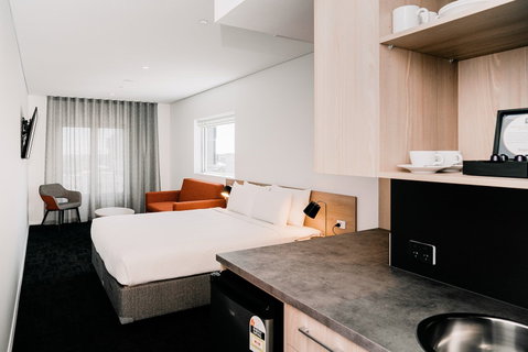 Tom's Court Hotel - Accommodation Brisbane 10