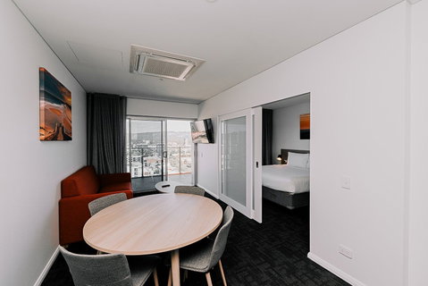 Tom's Court Hotel - Accommodation Brisbane 13