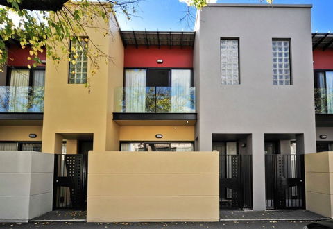 RNR Apartments, Adelaide - Accommodation Brisbane 0
