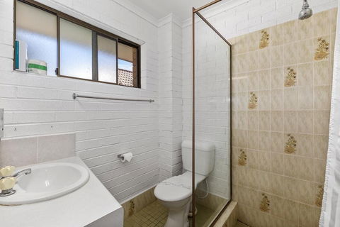 Coastal Bay Motel - Accommodation Brisbane 1