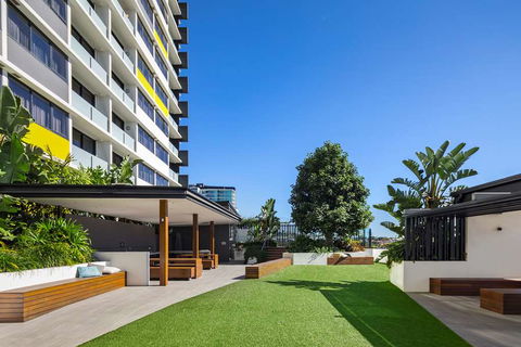Alcyone Hotel Residences - Accommodation Brisbane 3