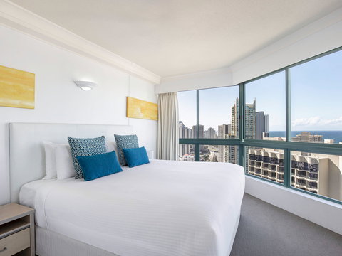 Mantra Crown Towers Surfers Paradise - Accommodation Brisbane 5