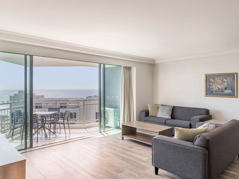 Mantra Crown Towers Surfers Paradise - Accommodation Brisbane 10