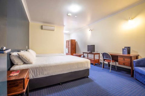 Atherton Hotel - Accommodation Brisbane 2