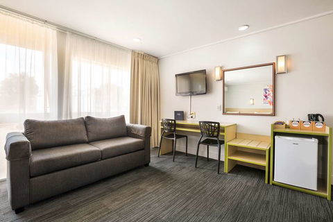 Nightcap At Coolaroo Hotel - Accommodation Brisbane 9