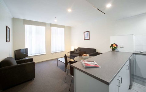 Franklin Central Apartments - Accommodation Brisbane 2