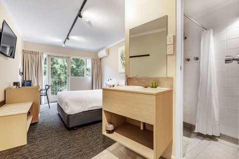 Nightcap at Findon Hotel - Accommodation Brisbane 6