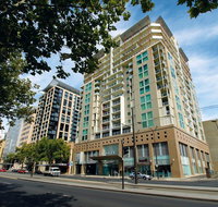 Oaks Embassy - Accommodation Brisbane