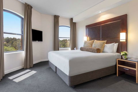 Amora Hotel Riverwalk Melbourne - Accommodation Brisbane 11