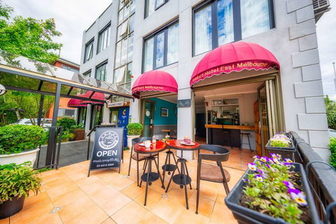 Comfort Hotel East Melbourne - Accommodation Brisbane 0