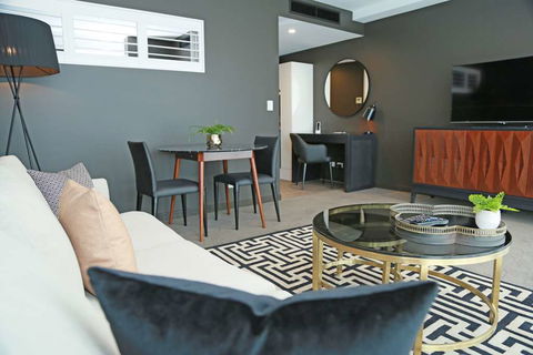 Alex Perry Hotel And Apartments - Accommodation Brisbane 9