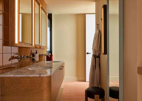 ACE Hotel Sydney - Accommodation Brisbane 9