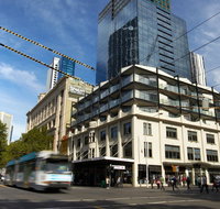 City Edge East Melbourne Serviced Apartm - Accommodation Brisbane