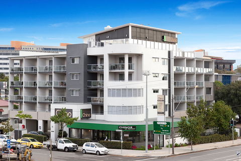 Chino Hotel - Accommodation Brisbane 0