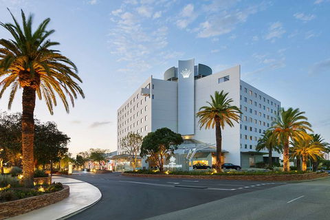 Crown Promenade Perth - Accommodation Brisbane 0