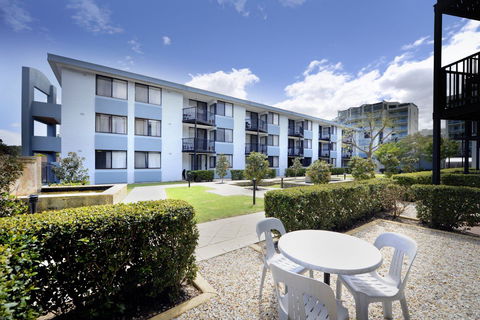 Assured Waterside Apartments - Accommodation Brisbane 0