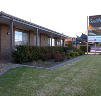 Pevensey Motor Lodge - Accommodation Brisbane