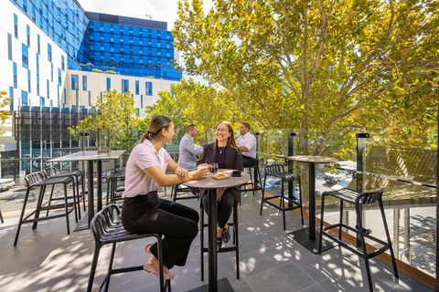TRYP by Wyndham Pulteney Street - Accommodation Brisbane 1