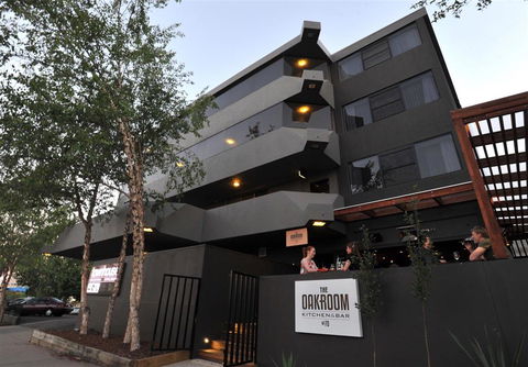 Townhouse Hotel, Wagga - Accommodation Brisbane 1