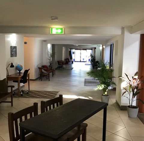 Ayr Traveller's Motel - Accommodation Brisbane 2