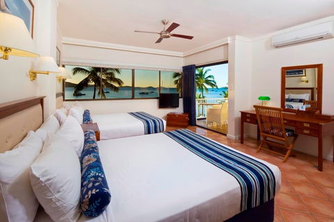 Coral Sea Resort - Accommodation Brisbane 1