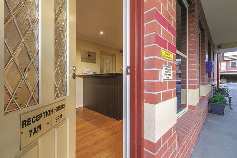 Lake Inn Ballarat - Accommodation Brisbane 2