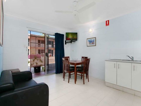 Cairns City Palms - Accommodation Brisbane 0