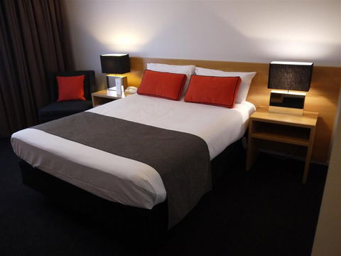 Alpha Hotel Canberra - Accommodation Brisbane 0