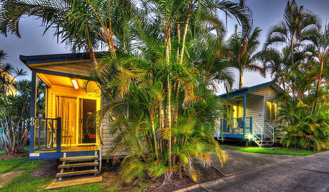 Alex Beach Cabins & Tourist Park - Accommodation Brisbane 0