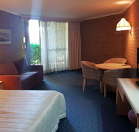 The John Hunter Motel - Accommodation Brisbane