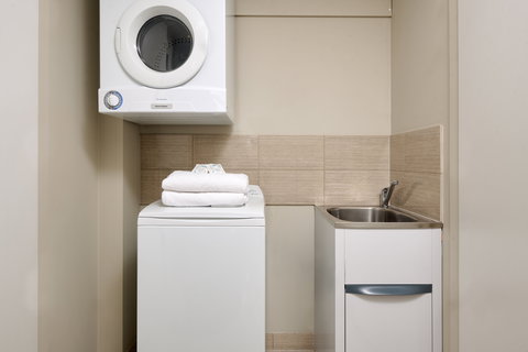 Fraser Suites Perth - Accommodation Brisbane 17