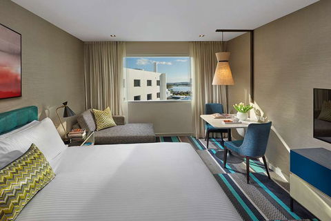 Crown Promenade Perth - Accommodation Brisbane 1