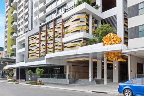 Arise On Hope Street - Accommodation Brisbane 0