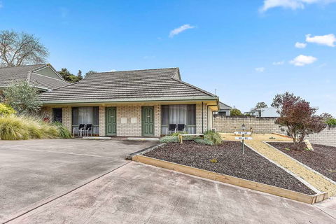 Comfort Inn The Lakes - Accommodation Brisbane 2