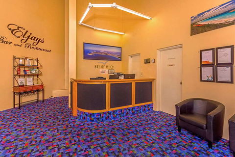 Comfort Inn Bay Of Isles - Accommodation Brisbane 1