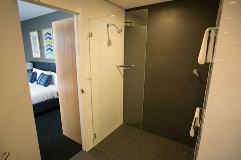 Alpha Hotel Eastern Creek - Accommodation Brisbane 1
