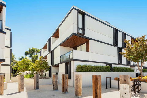 Clayton Serviced Apartments - Accommodation Brisbane 0