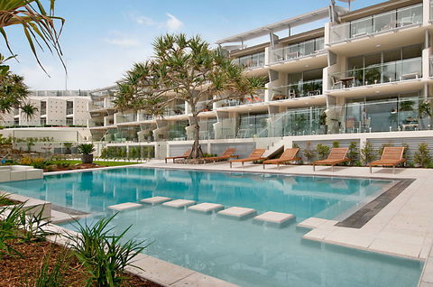 Fairshore Beachfront Apartments - Accommodation Brisbane 0