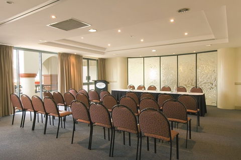 Oaks Calypso Plaza Resort - Accommodation Brisbane 4