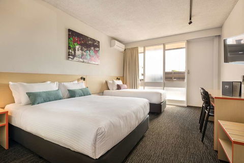 Nightcap At Waltzing Matilda Hotel - Accommodation Brisbane 2