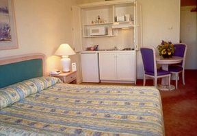 The Crescent On Bayswater - Accommodation Brisbane 0