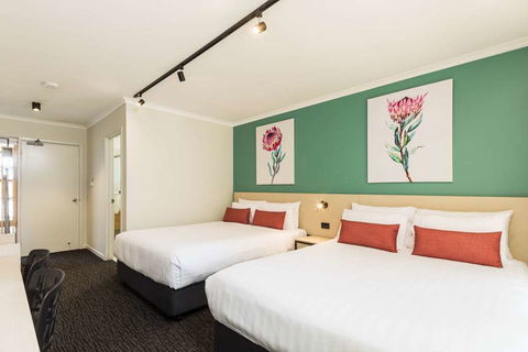 NIghtcap At Balaclava Hotel - Accommodation Brisbane 5