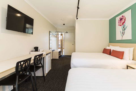 NIghtcap At Balaclava Hotel - Accommodation Brisbane 6