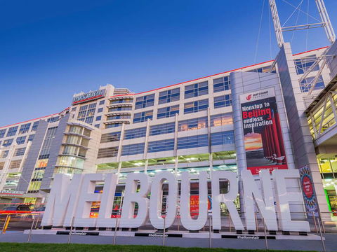 PARKROYAL Melbourne Airport - Accommodation Brisbane 1