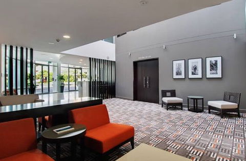 Chancellor Executive Apts-Varsity Lakes - Accommodation Brisbane 1