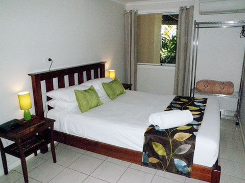 Airlie Apartments - Accommodation Brisbane 0