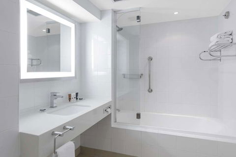 Amora Hotel Brisbane - Accommodation Brisbane 2
