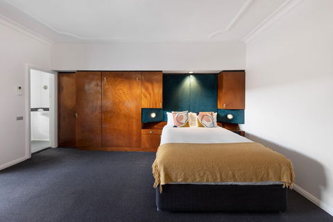 Regents Court - Accommodation Brisbane 1