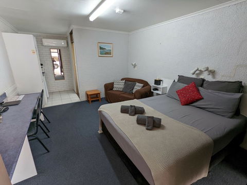 Abajaz Motor Inn - Accommodation Brisbane 0